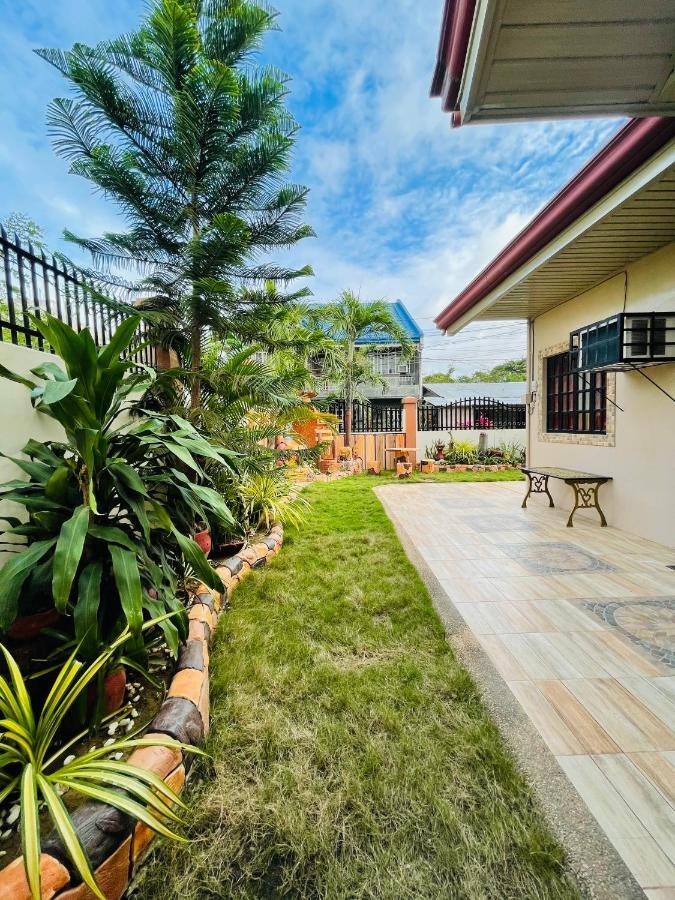 Resthouse Fully Airconditioned W/ Private Parking Villa Tuguegarao City Luaran gambar