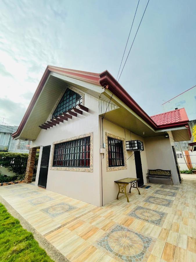 Resthouse Fully Airconditioned W/ Private Parking Villa Tuguegarao City Luaran gambar