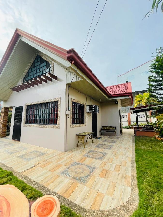 Resthouse Fully Airconditioned W/ Private Parking Villa Tuguegarao City Luaran gambar